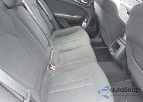 2016 Chrysler 200 Limited из США, поврежденный, VIN 1C3CCCAB7GN125309